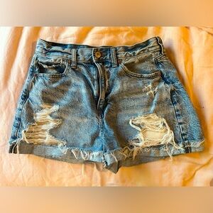 Distressed shorts